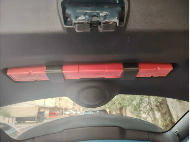 Car image 30