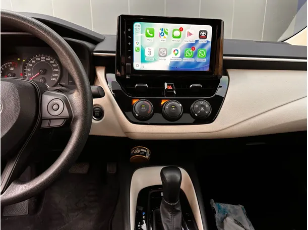 Car image 18