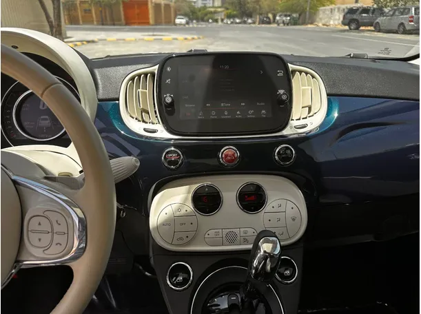 Car image 16