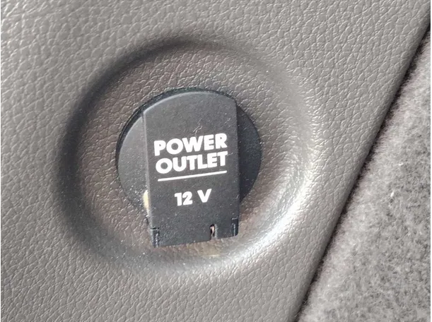 Car image 28