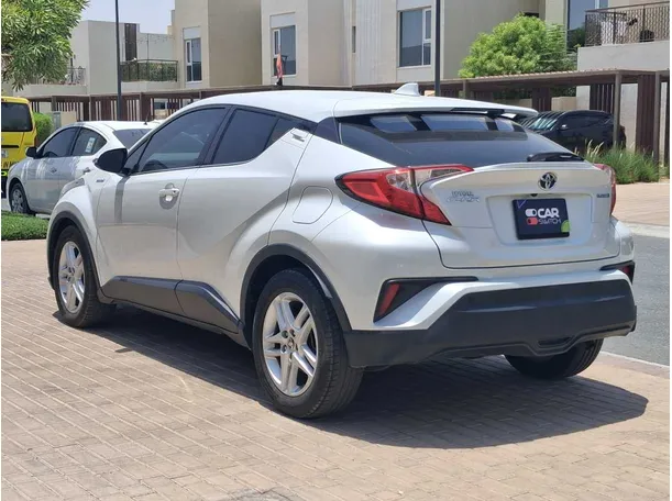 Car image 7