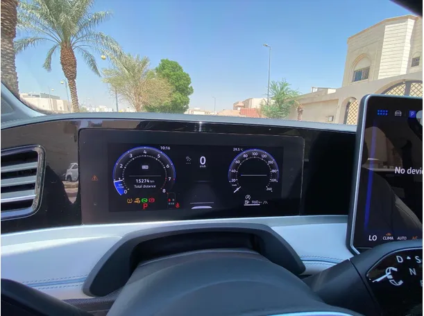 Car image 18