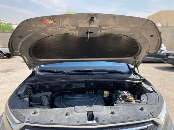 Car image 23