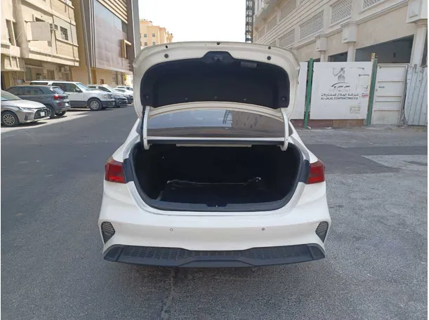 Car image 22