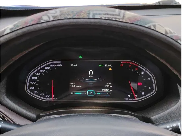 Car image 27