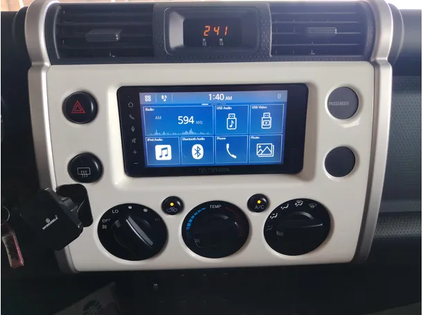 Car image 17