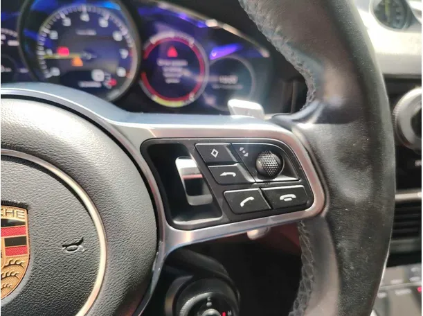 Car image 46