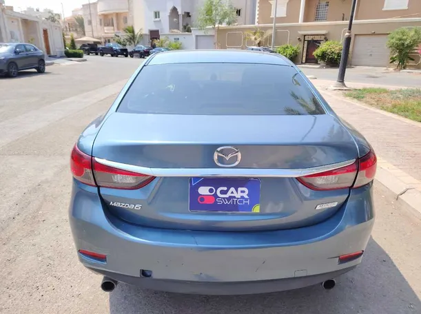 Car image 6
