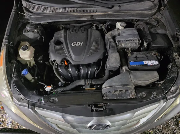 Car image 6