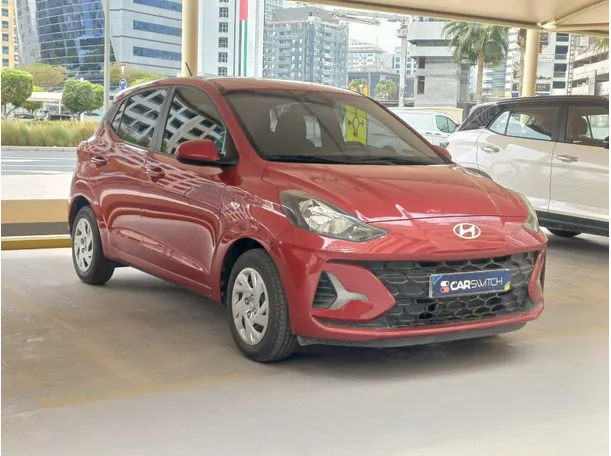 Car image 4