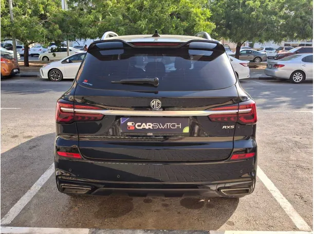 Car image 6