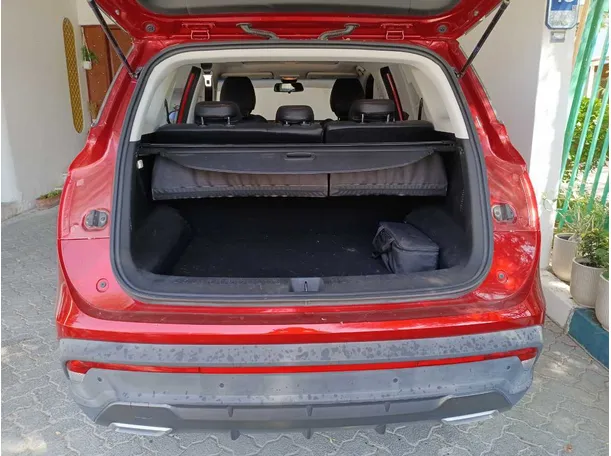 Car image 18