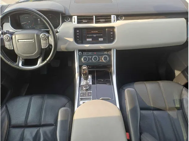Car image 15