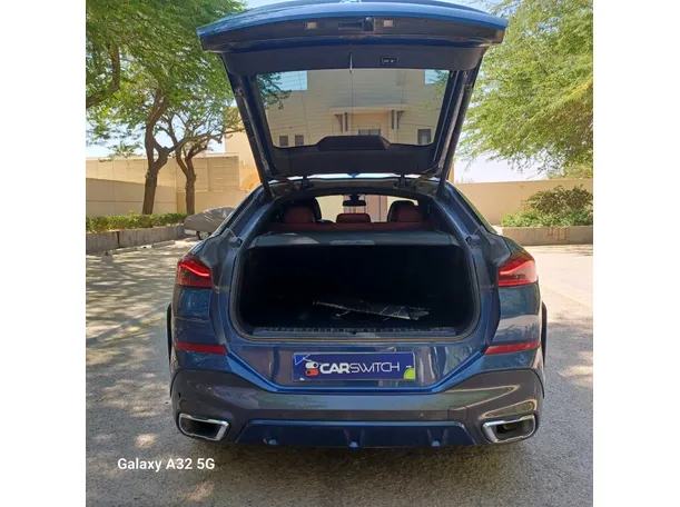 Car image 22
