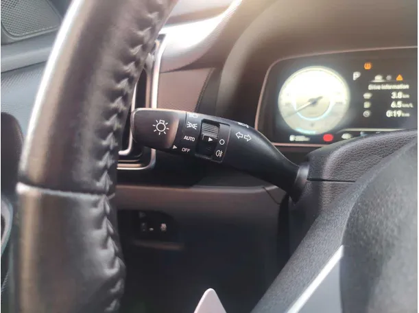 Car image 31