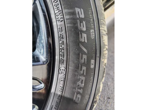 Car image 30