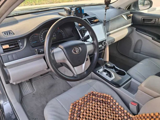 Car image 11