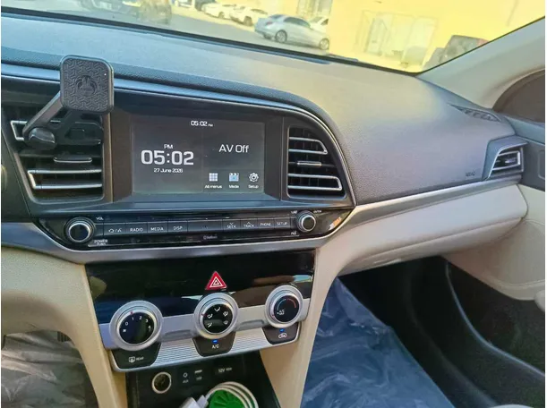 Car image 22