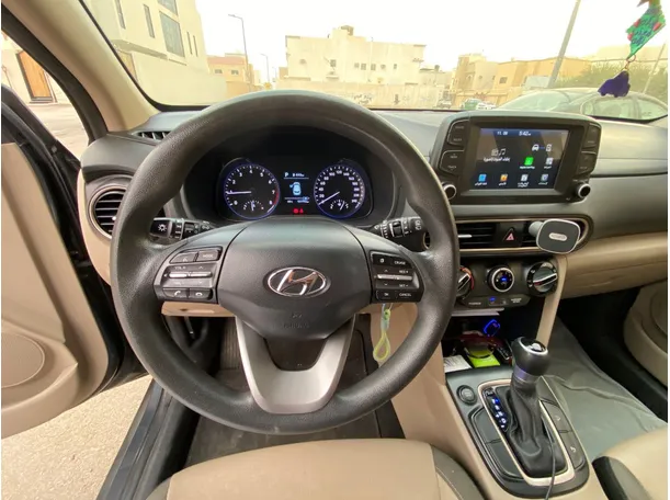 Car image 13