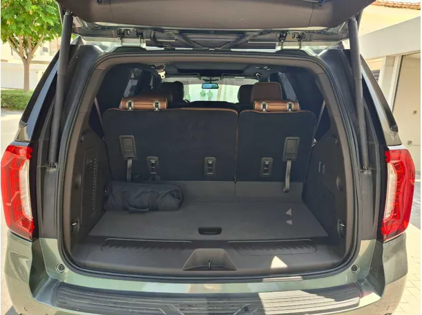 Car image 23