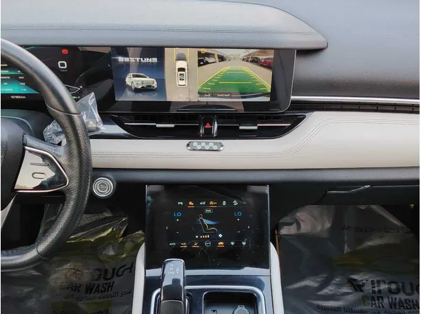 Car image 20