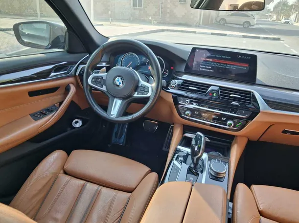Car image 17
