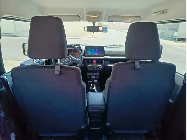 Car image 22