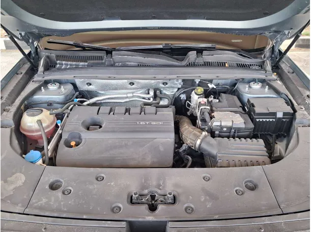 Car image 22