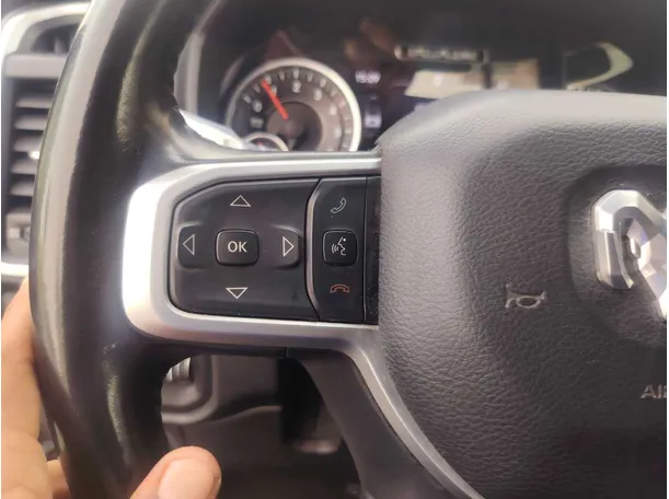 Car image 31