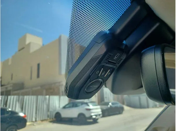 Car image 28