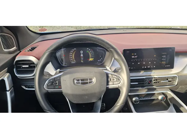 Car image 6