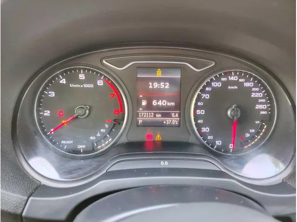 Car image 25