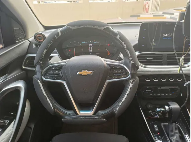 Car image 17