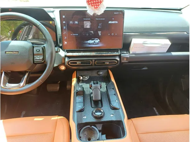 Car image 17