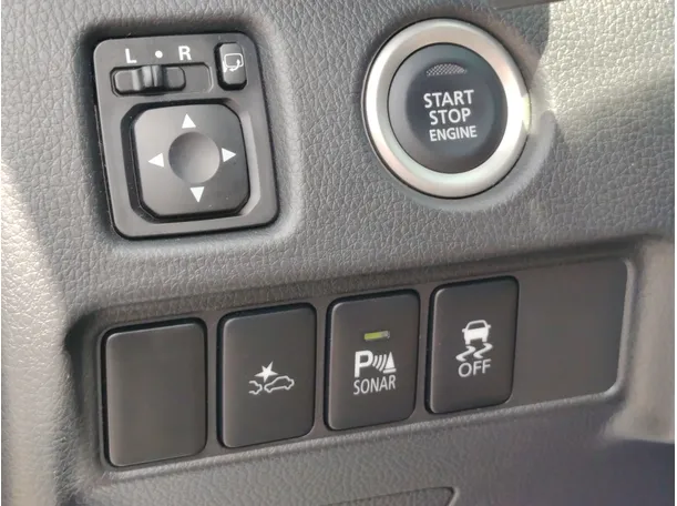 Car image 35