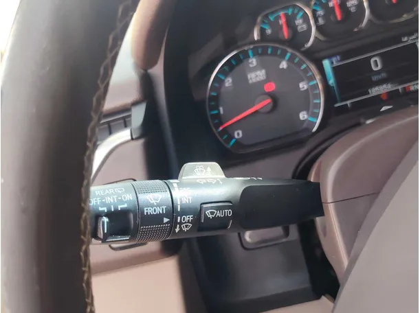Car image 27