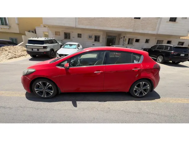 Car image 8