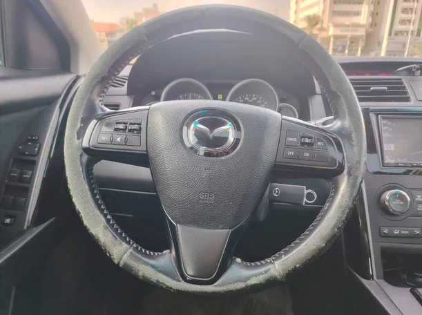 Car image 21