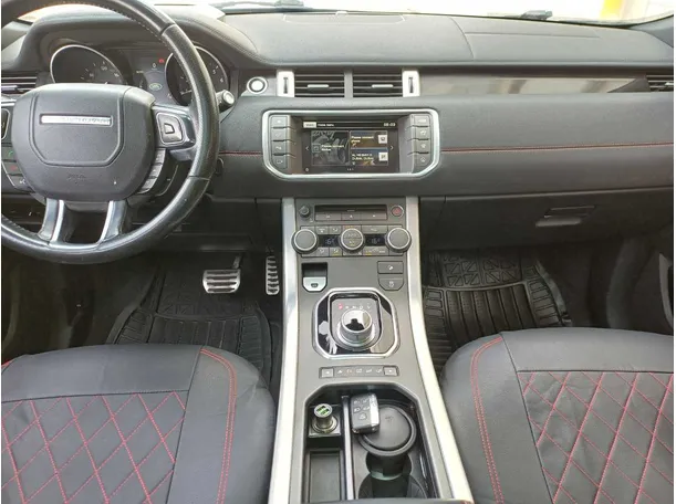 Car image 18
