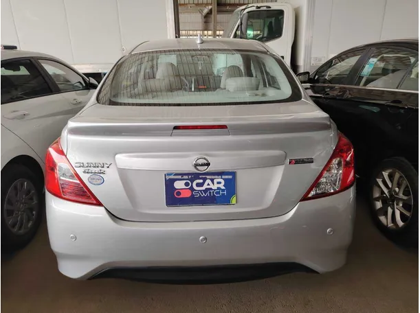 Car image 6