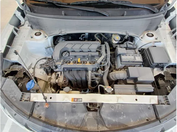 Car image 20