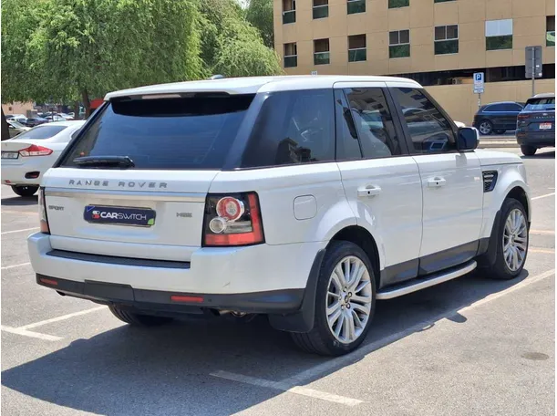 Car image 5