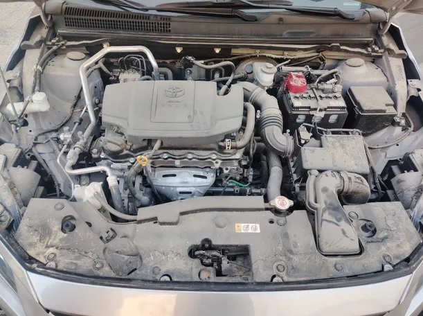 Car image 30