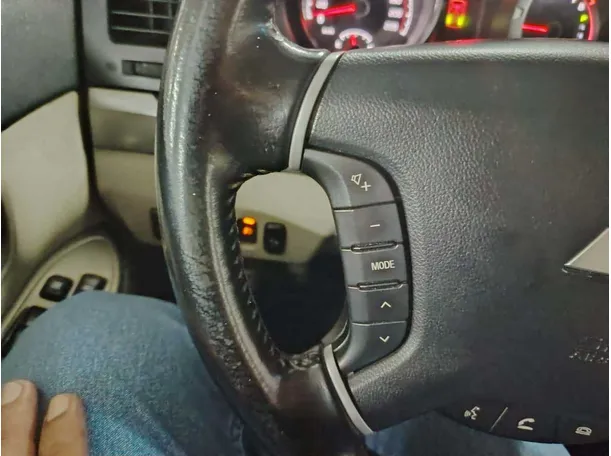 Car image 33