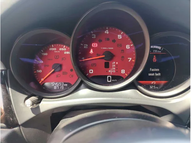 Car image 23