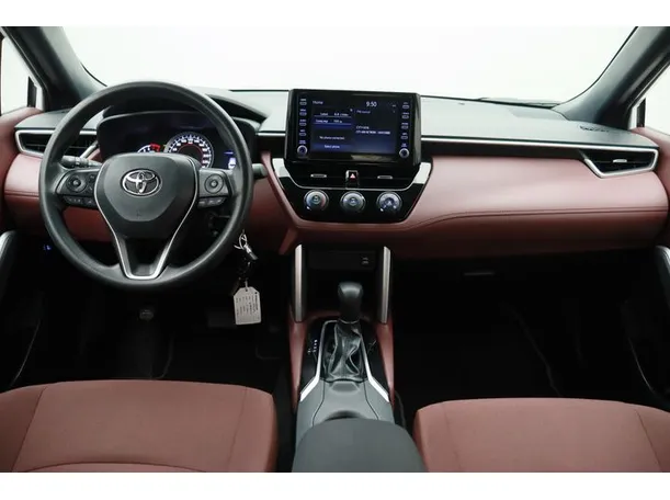 Car image 14