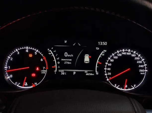 Car image 19