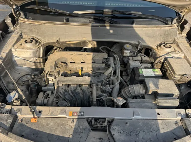Car image 17