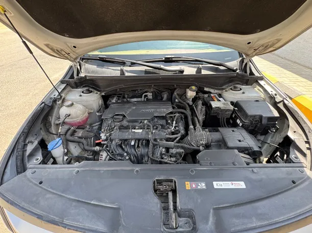 Car image 26