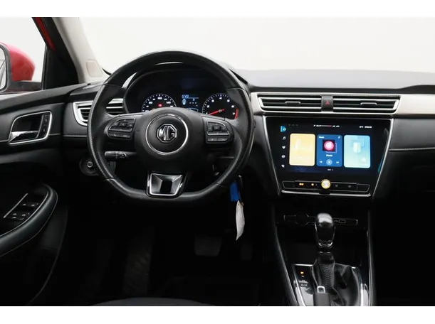 Car image 15